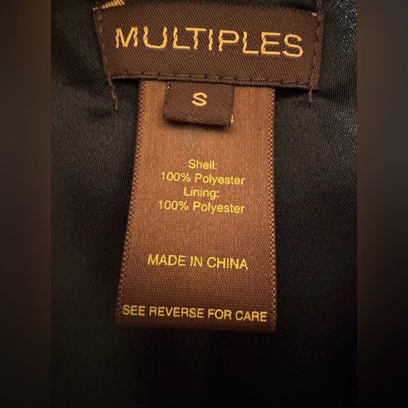 NWOT Monochrome Faux Fur Women’s Coat Size Small - Picture 8 of 8